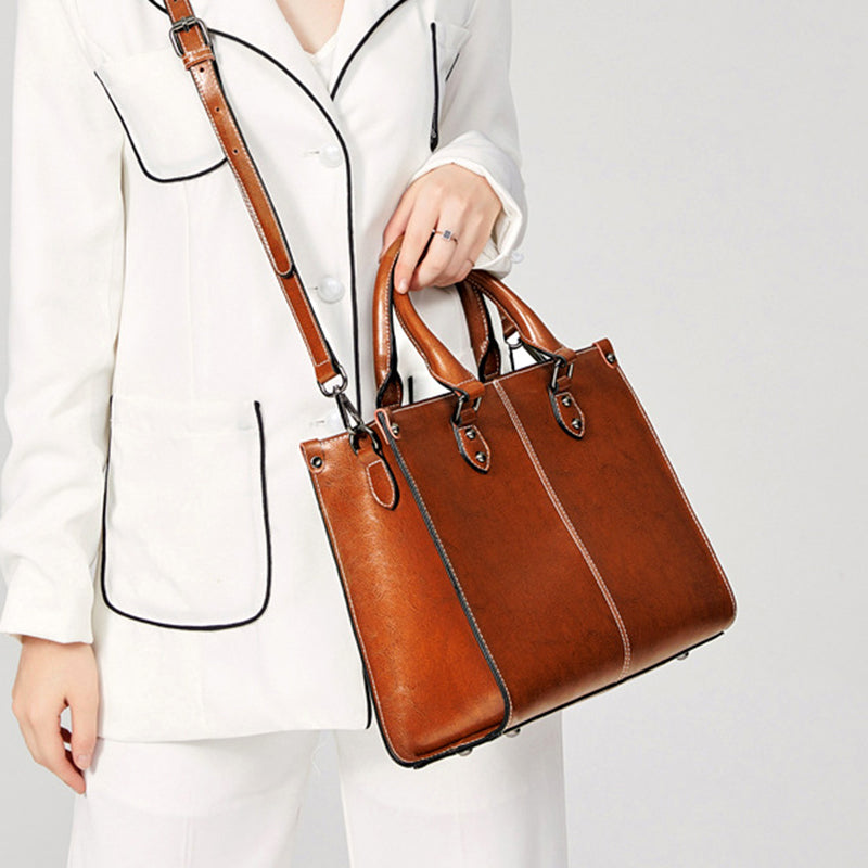 Elegant Handväska med Strukturerade Kanter