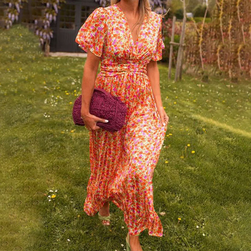 Romy | Sommarklänning med V-urringning