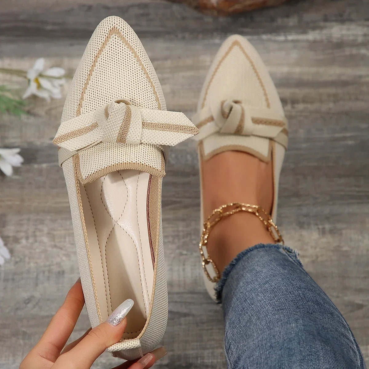 Liora | Ortopediska Slip-On Ballerinaskor med Andningsbart Tyg och Elegant Detalj
