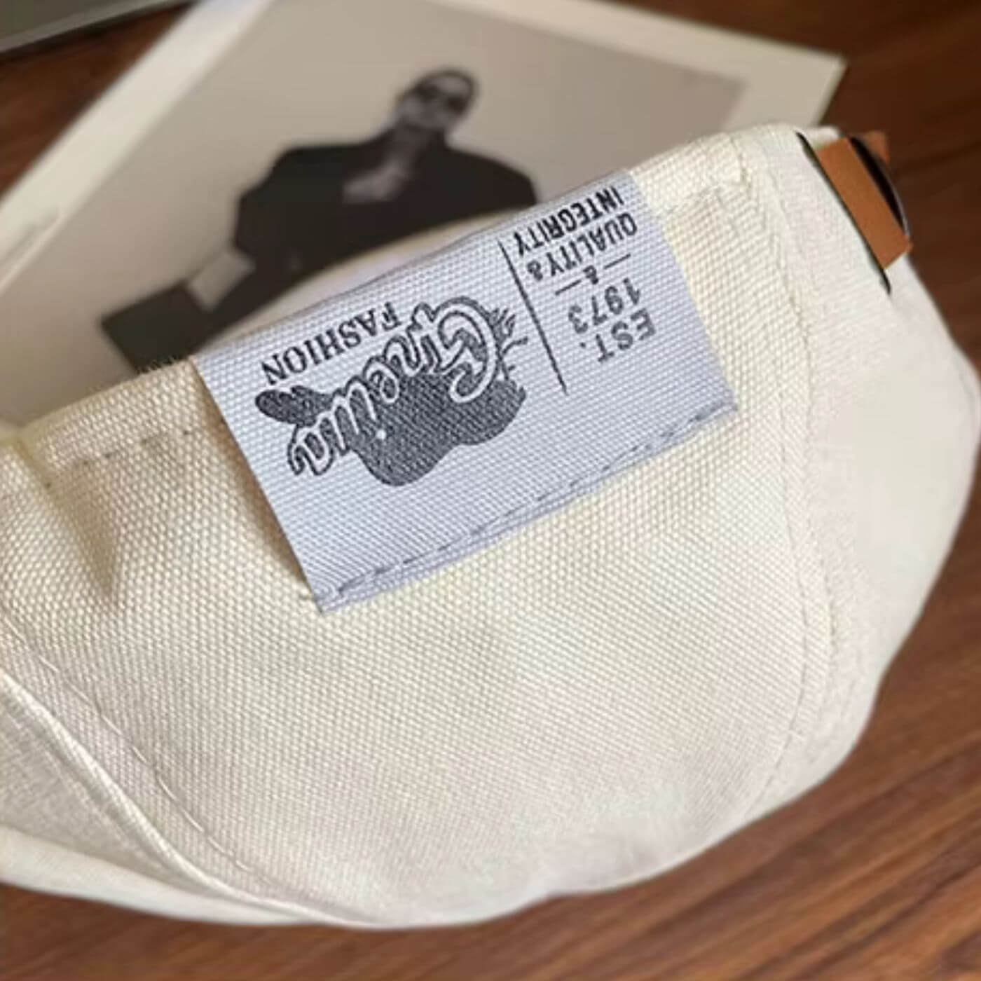 Urban - Klassisk-modern hatt