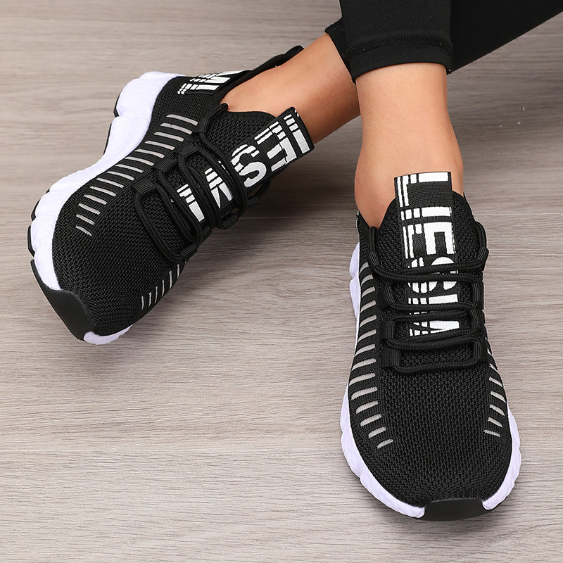 Essira | Ortopediska Komfortsneakers